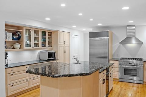 6 Breezy Point Rd, Acton, MA 01720 photo 14
