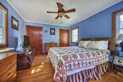36 Clark St, Easthampton, MA 01027 photo 15