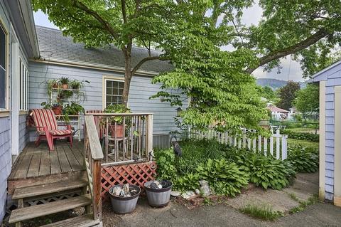 36 Clark St, Easthampton, MA 01027 photo 23