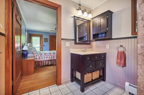 36 Clark St, Easthampton, MA 01027 photo 17