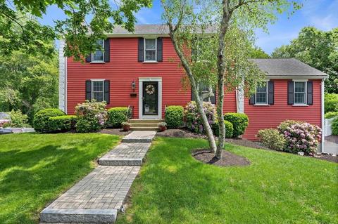 9 Park Cir, Hingham, MA 02043 photo 1