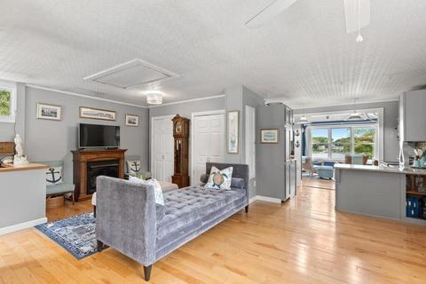 496 Washington St, Gloucester, MA 01930 photo 18