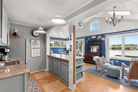 496 Washington St, Gloucester, MA 01930 photo 13