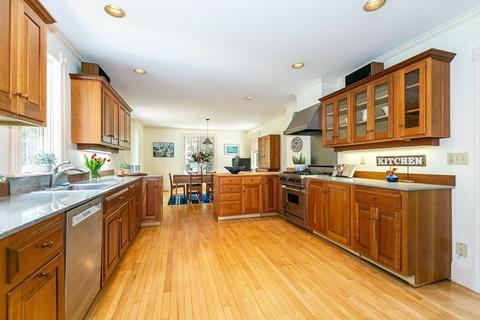 69 Kimball St, Needham, MA 02492 photo 12
