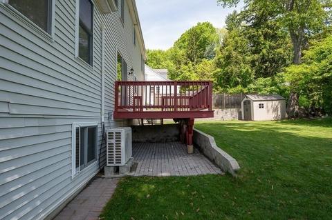 2 Weetamoe St, Worcester, MA 01602 photo 35