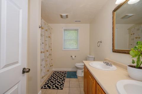 2 Weetamoe St, Worcester, MA 01602 photo 22