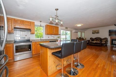 2 Weetamoe St, Worcester, MA 01602 photo 8