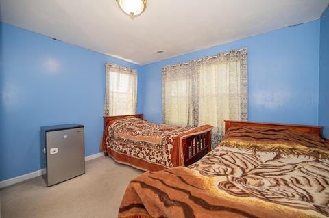 2 Weetamoe St, Worcester, MA 01602 photo 25