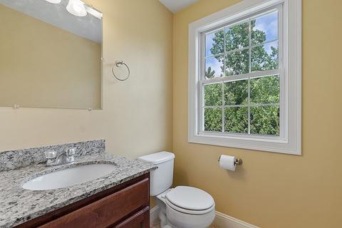 70 Fox Run Dr, Ayer, MA 01432 photo 9