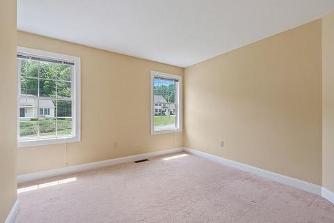 70 Fox Run Dr, Ayer, MA 01432 photo 18