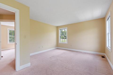 70 Fox Run Dr, Ayer, MA 01432 photo 24