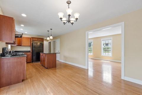 70 Fox Run Dr, Ayer, MA 01432 photo 15