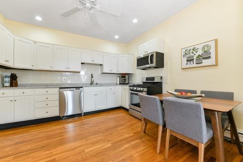 122 Day St #3, Jamaica Plain, MA 02130 photo 4