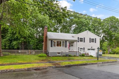 46 Putnam Rd, Reading, MA 01867 photo 4
