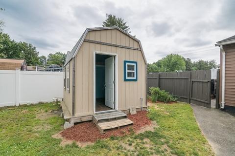 160 Vincent St, Springfield, MA 01129 photo 24