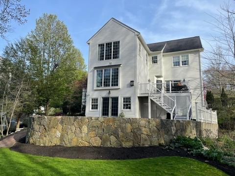 10 Cory Ln, Reading, MA 01867 photo 3