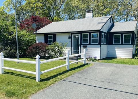 149 Hinckley Rd, Barnstable, MA 02601 photo 2