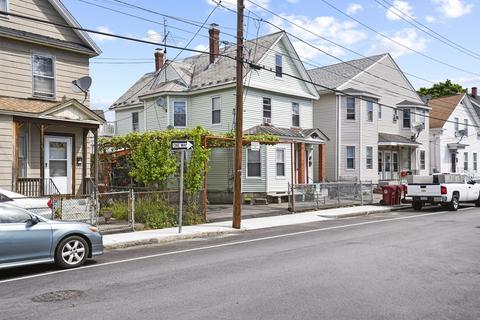 71 Pine St, Lowell, MA 01851 photo 2