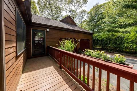 25 Studio Dr, Bourne, MA 02532 photo 4