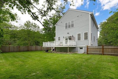 10 Maple Way, Wakefield, MA 01880 photo 26