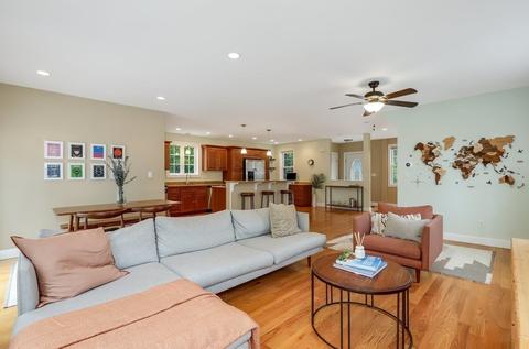 10 Maple Way, Wakefield, MA 01880 photo 5