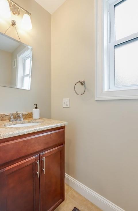 10 Maple Way, Wakefield, MA 01880 photo 12