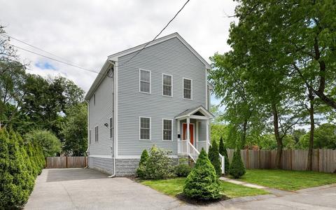 10 Maple Way, Wakefield, MA 01880 photo 2