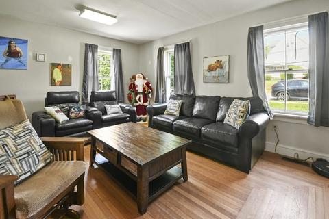 147 Broad St, Killingly, CT 06239 photo 7