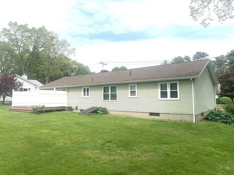 98 Basil Rd, Chicopee, MA 01020 photo 2