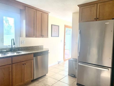 98 Basil Rd, Chicopee, MA 01020 photo 6