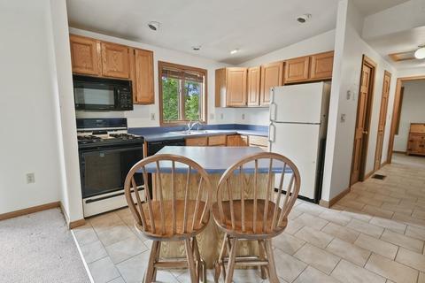 26 Gates Rd, Worcester, MA 01603 photo 12