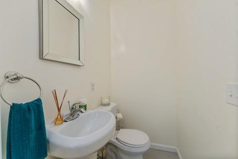 2 Soheili Cir, Worcester, MA 01602 photo 11