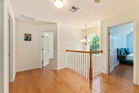 2 Soheili Cir, Worcester, MA 01602 photo 12