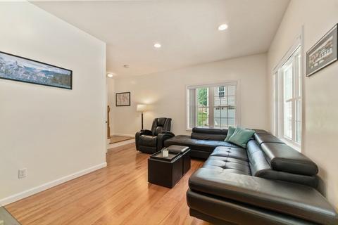 2 Soheili Cir, Worcester, MA 01602 photo 10