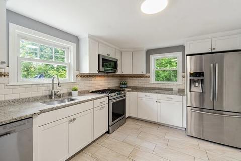 15 Messinger St, Canton, MA 02021 photo 7