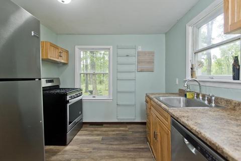 207 Osborne Rd, Ware, MA 01082 photo 3