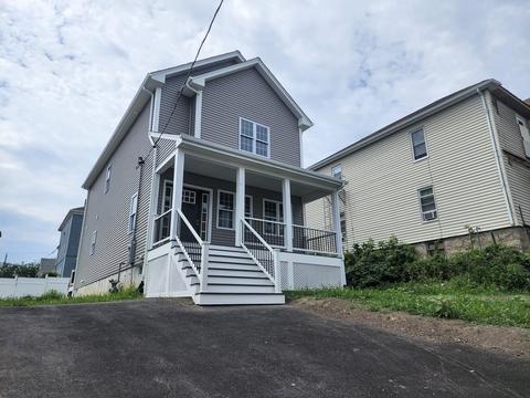 125 Reney St, Fall River, MA 02723 photo 2