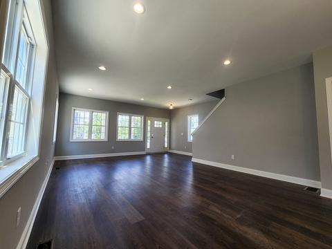 125 Reney St, Fall River, MA 02723 photo 4