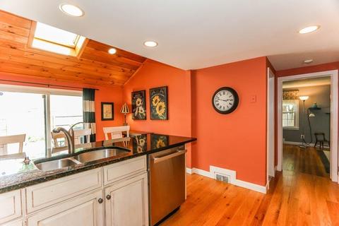 117 Pilgrim Rd, Springfield, MA 01118 photo 7