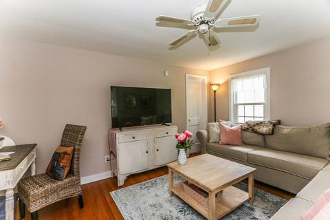 117 Pilgrim Rd, Springfield, MA 01118 photo 17