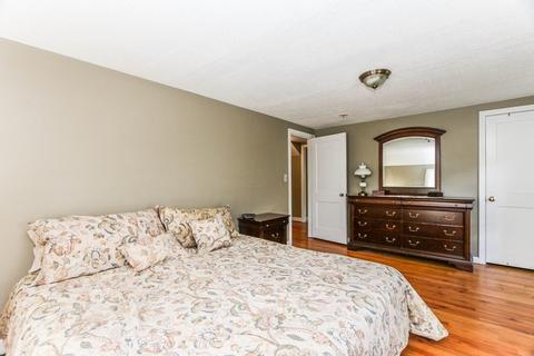 117 Pilgrim Rd, Springfield, MA 01118 photo 22
