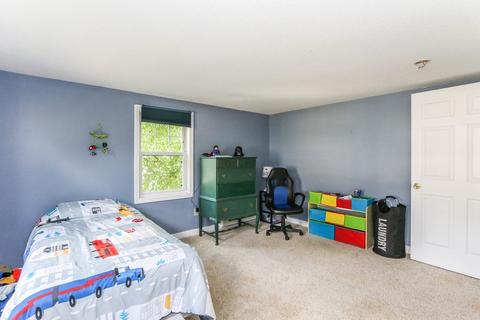 117 Pilgrim Rd, Springfield, MA 01118 photo 28