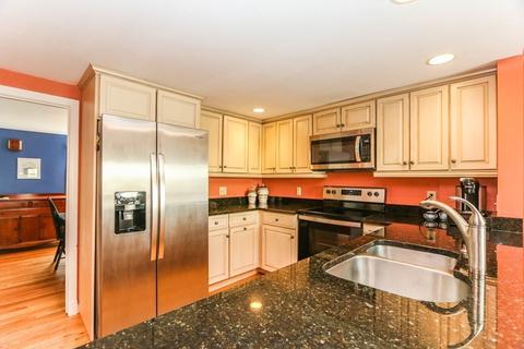 117 Pilgrim Rd, Springfield, MA 01118 photo 4