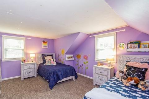 16 Maple St, Hudson, MA 01749 photo 18
