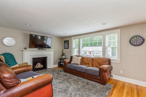 16 Maple St, Hudson, MA 01749 photo 11