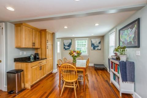 16 Maple St, Hudson, MA 01749 photo 9