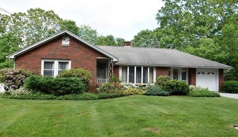 2 Jaybee Ave, Dudley, MA 01571 photo 1