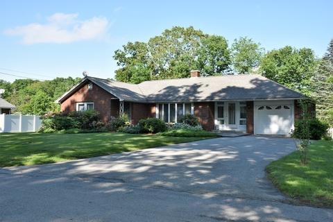 2 Jaybee Ave, Dudley, MA 01571 photo 3