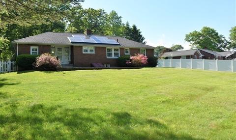 2 Jaybee Ave, Dudley, MA 01571 photo 8