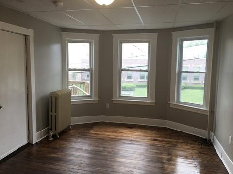 2 Holland Rd, Worcester, MA 01603 photo 14